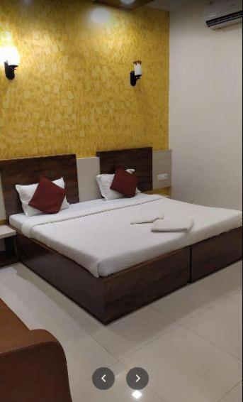 7Bhk Villa With Wonderful View And Good Food Lonavala Eksteriør bilde